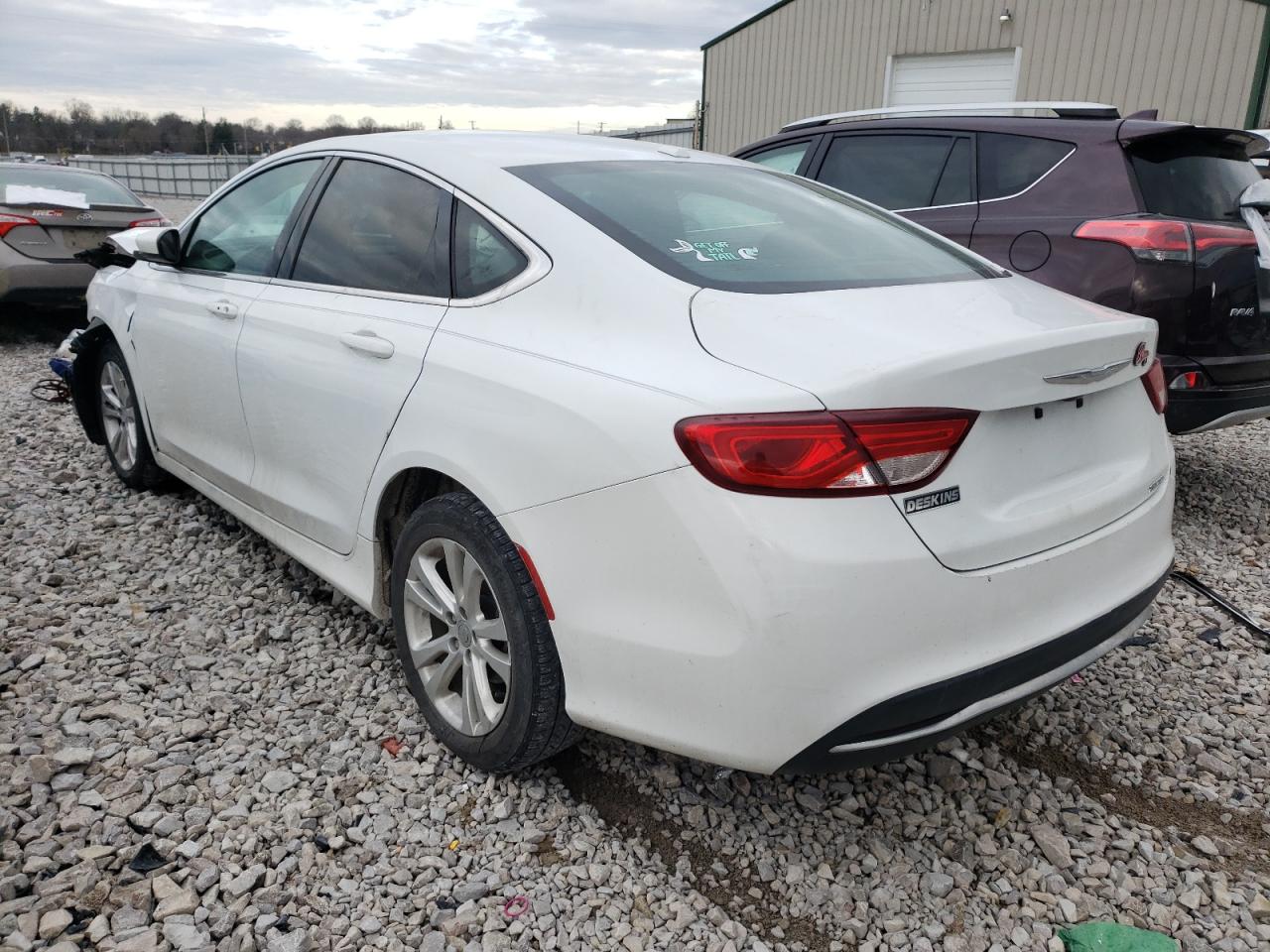 Photo 3 from auction – 2015 CHRYSLER 200 LIMITE with VIN 1C3CCCAB3FN546748