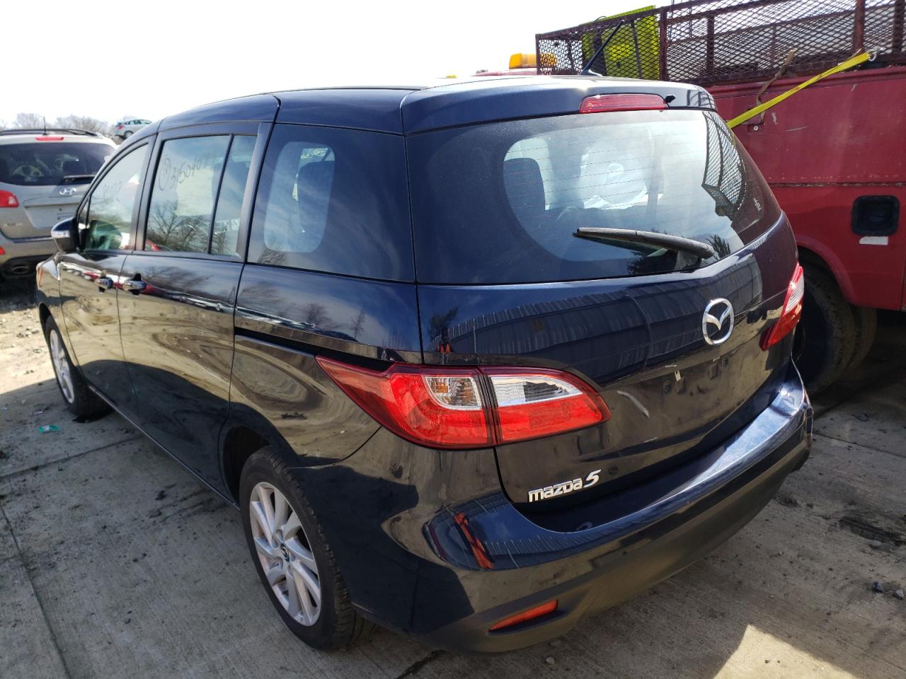 Photo 3 from auction – 2015 MAZDA 5 SPORT with VIN JM1CW2BL7F0191116