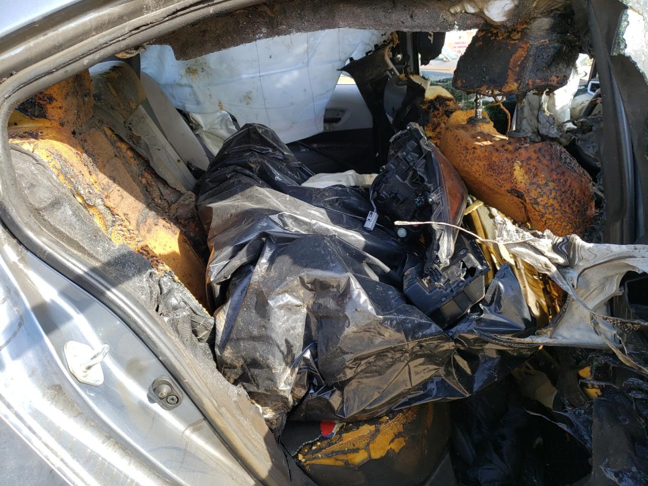 Photo 6 from auction – 2022 TOYOTA COROLLA LE with VIN JTDEPMAE7NJ195048