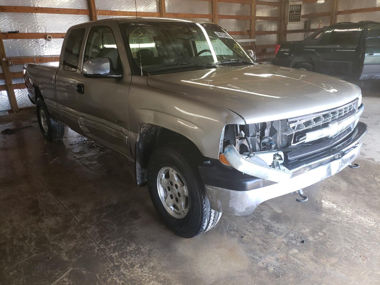 CHEVROLET SILVERADO 1999 with VIN 1GCEK19T0XE179219 - Photo from auction