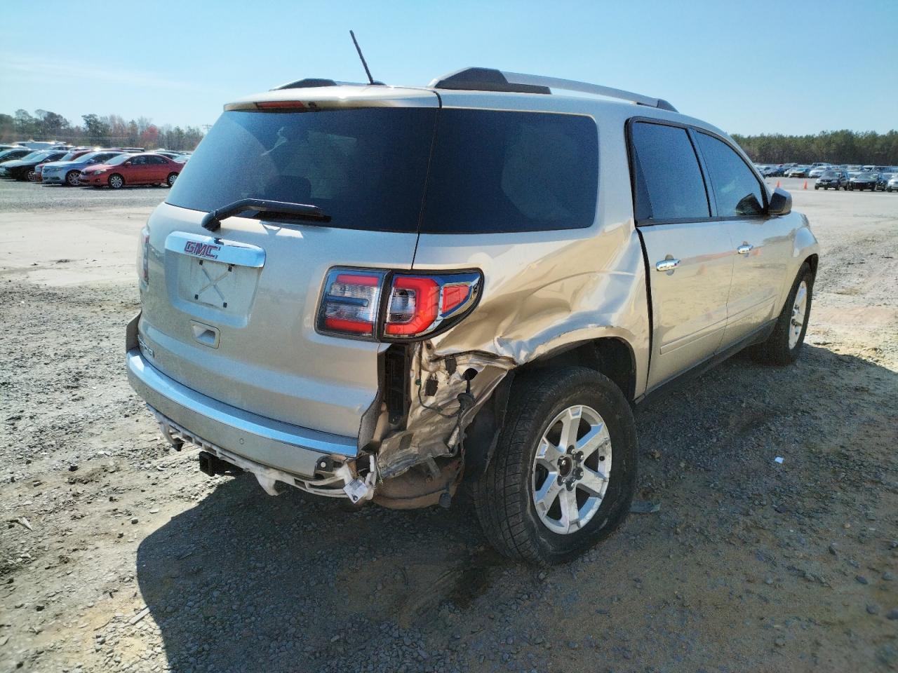 Photo 9 from auction – 2014 GMC ACADIA SLE with VIN 1GKKRPKDXEJ163753