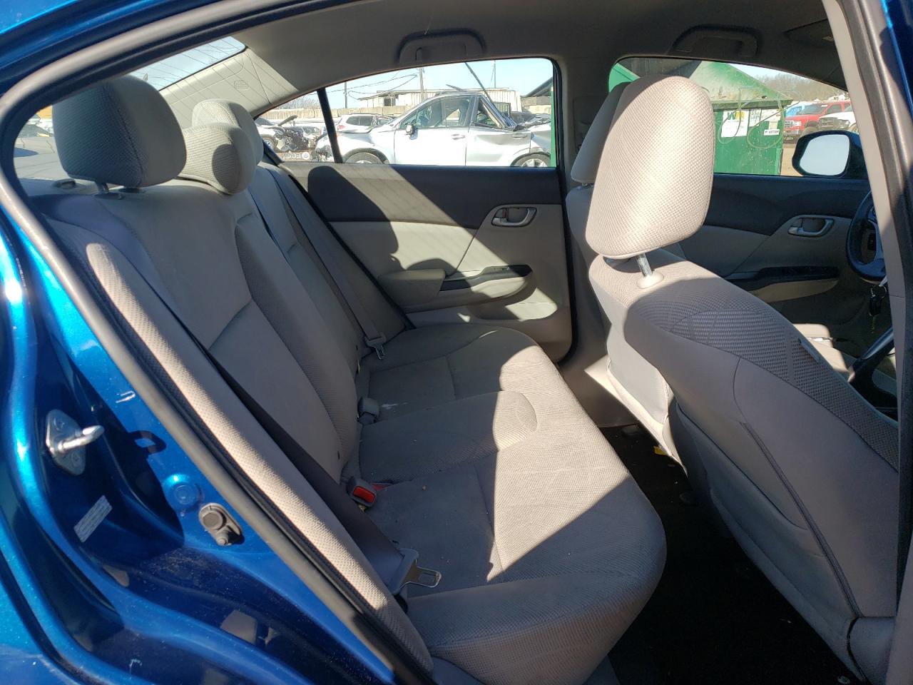 Photo 6 from auction – 2012 HONDA CIVIC SEDN with VIN 2HGFB2F59CH512019