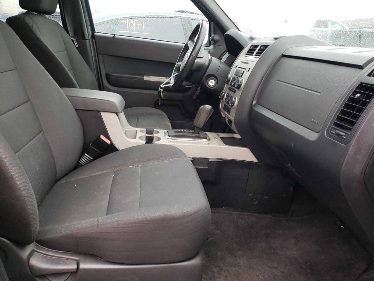 Photo 5 from auction – 2011 FORD ESCAPE XLT with VIN 1FMCU9DG7BKA21119