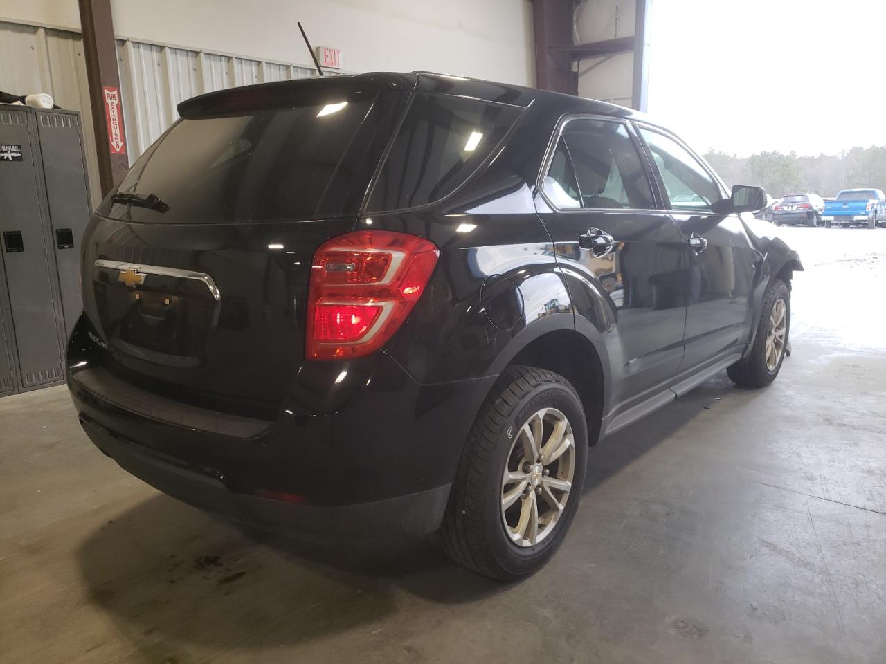 Zdjęcie 4 z aukcji – 2017 CHEVROLET EQUINOX LS z VIN 2GNFLEEK4H6265295