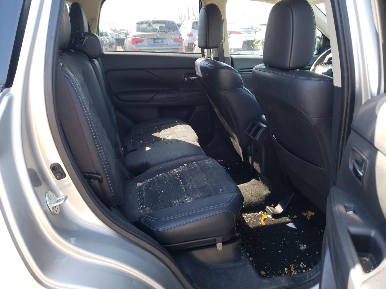 Photo 6 from auction – 2019 MITSUBISHI OUTLANDER with VIN JA4AD3A33KZ043971