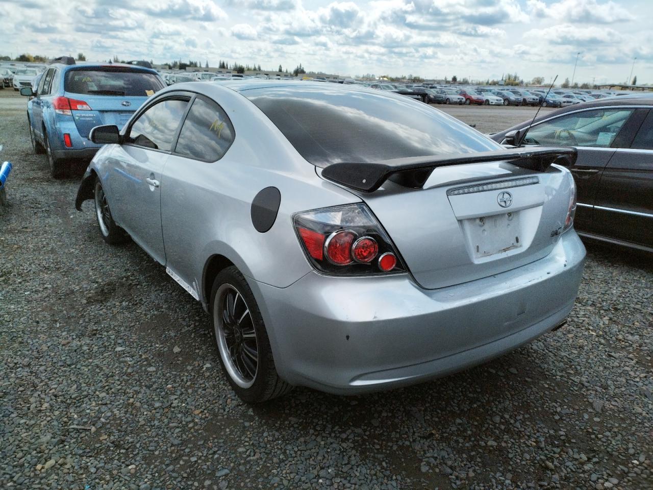 Photo 3 from auction – 2010 SCION TC with VIN JTKDE3B70A0314305