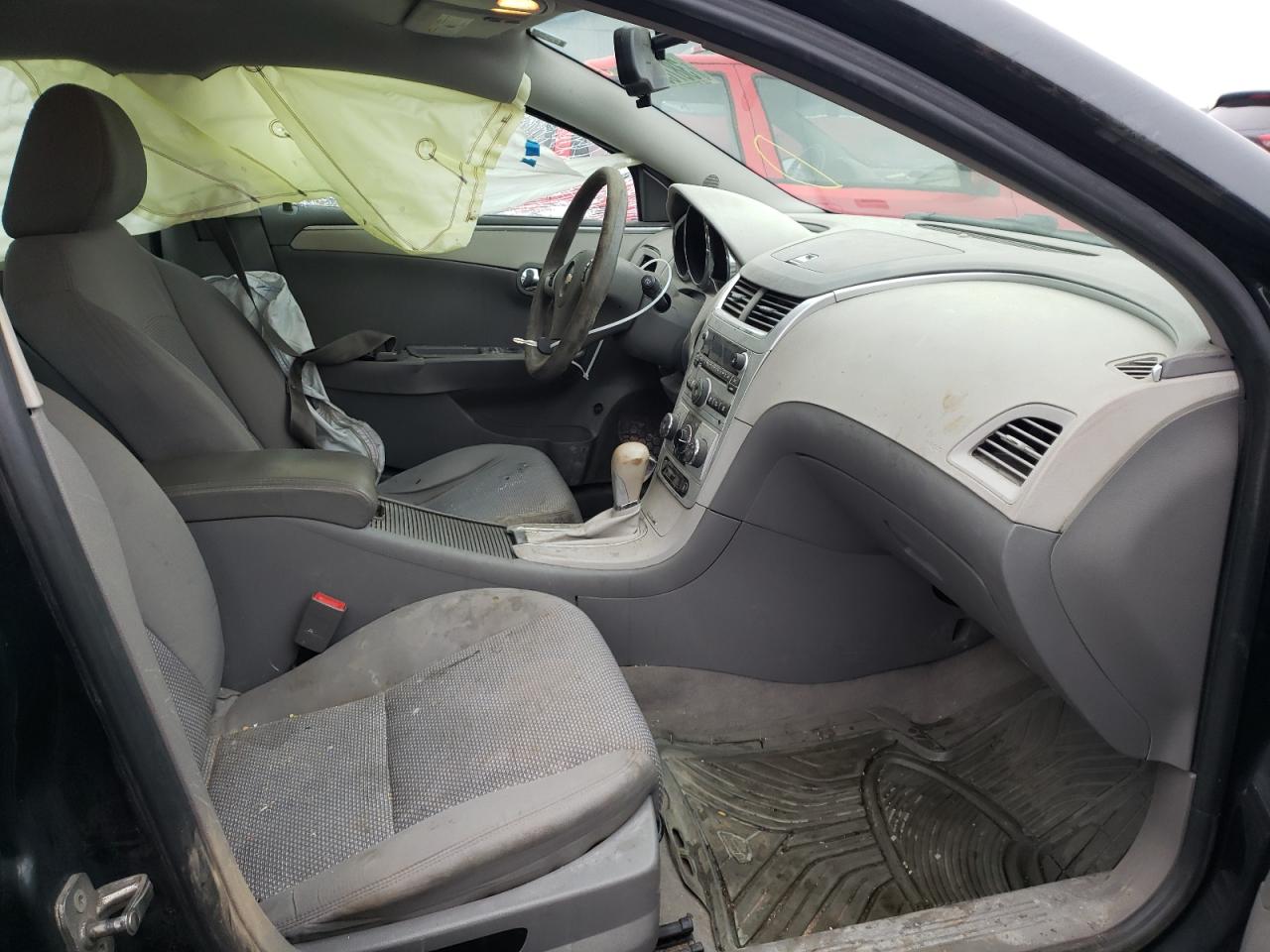 Photo 5 from auction – 2012 CHEVROLET MALIBU LS with VIN 1G1ZB5E07CF140127