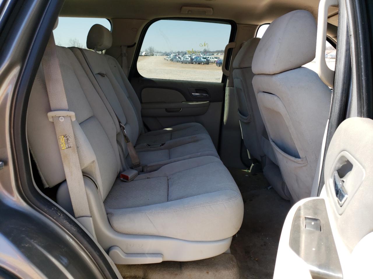 Photo 6 from auction – 2007 CHEVROLET TAHOE C150 with VIN 1GNFC13007R145572