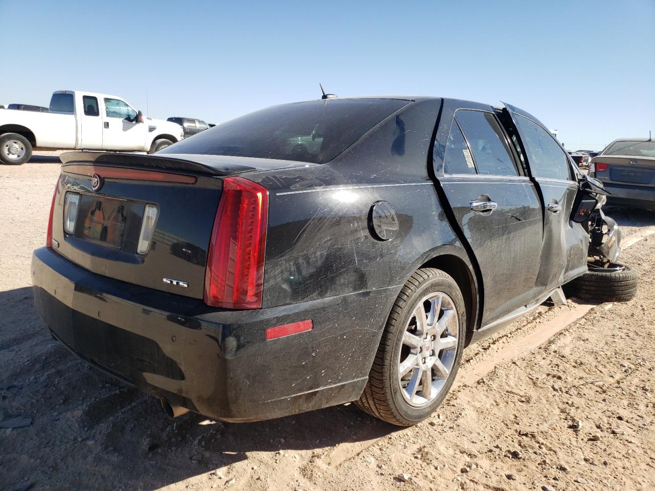صورة رقم 4 من المزاد - 2008 CADILLAC STS مع VIN 1G6DK67V980213236
