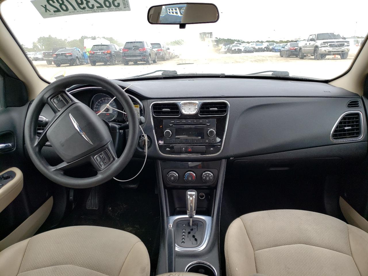 Photo 9 from auction – 2014 CHRYSLER 200 LX with VIN 1C3CCBAB4EN142267