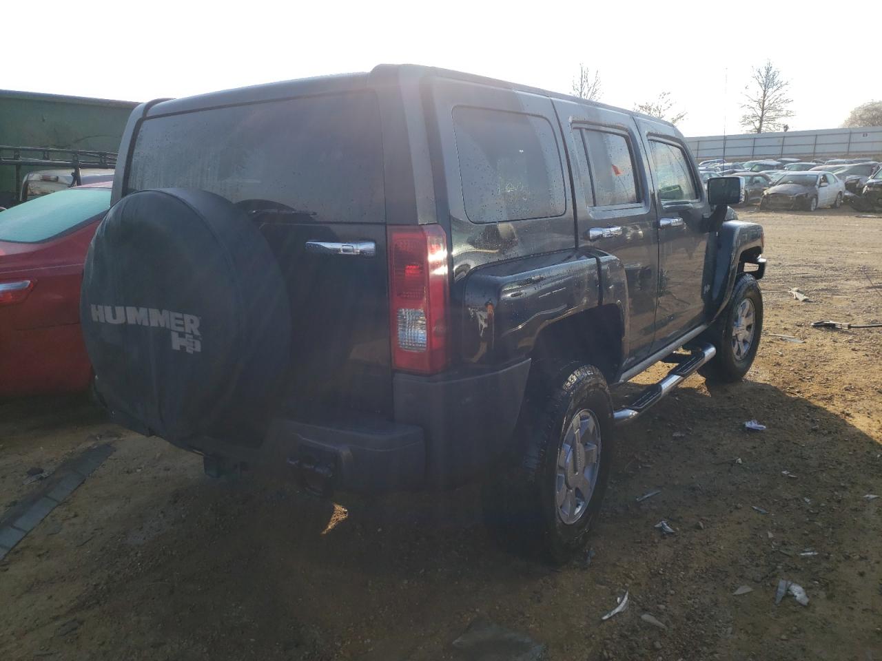Photo 4 from auction – 2007 HUMMER H3 with VIN 5GTDN13E878209247