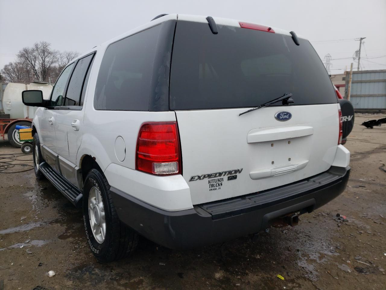 Photo 3 from auction – 2004 FORD EXPEDITION with VIN 1FMPU16L44LA88920