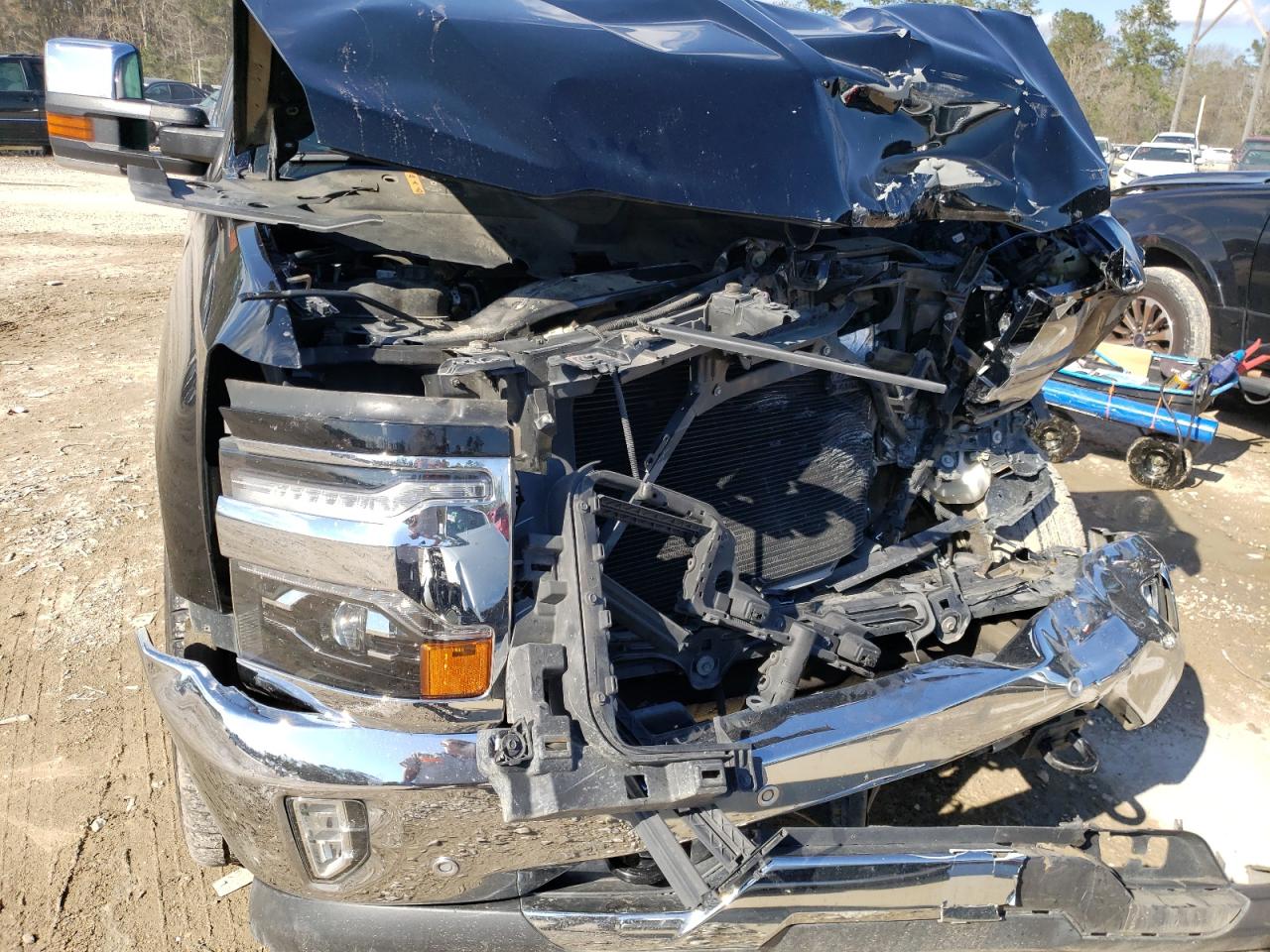 Photo 9 from auction – 2017 CHEVROLET SILVRK1500 with VIN 3GCUKSEJ6HG167107