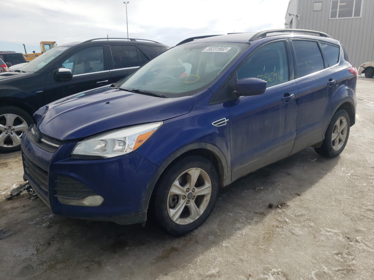 Photo 2 from auction – 2014 FORD ESCAPE SE with VIN 1FMCU9GX2EUC55334