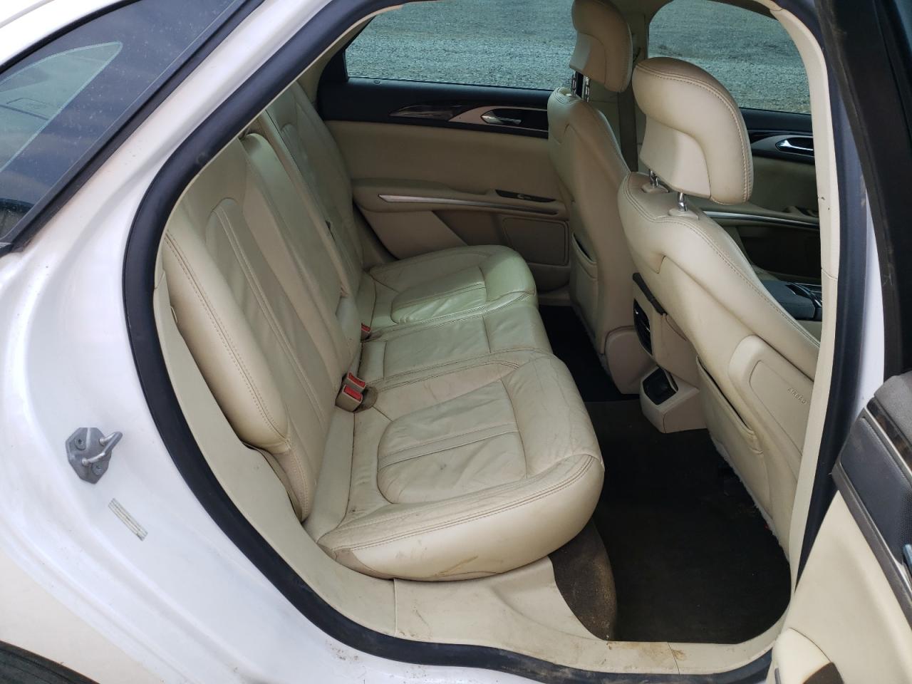 Photo 6 from auction – 2014 LINCOLN MKZ with VIN 3LN6L2G92ER807964