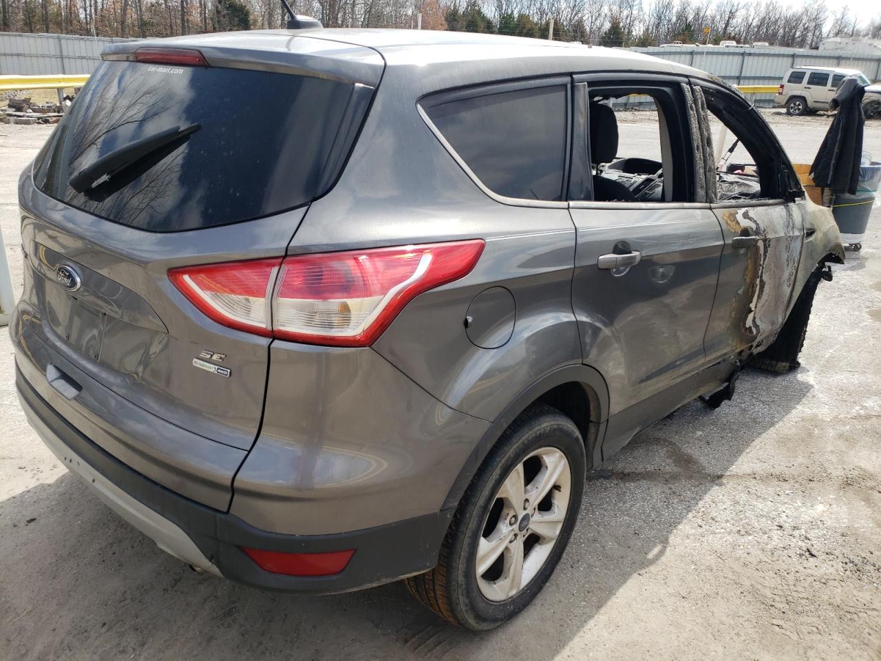 Photo 4 from auction – 2014 FORD ESCAPE SE with VIN 1FMCU9GX6EUC50024