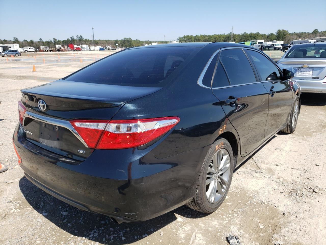 Photo 4 from auction – 2015 TOYOTA CAMRY LE with VIN 4T1BF1FK4FU024028