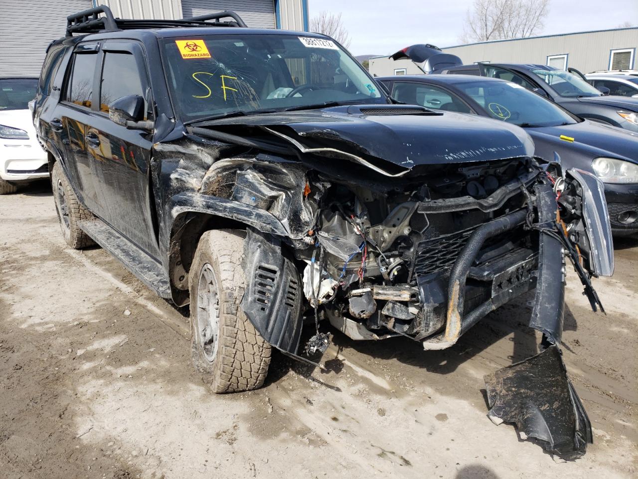 TOYOTA 4RUNNER SR 2019 with VIN JTEBU5JR4K5661118 - Photo from auction