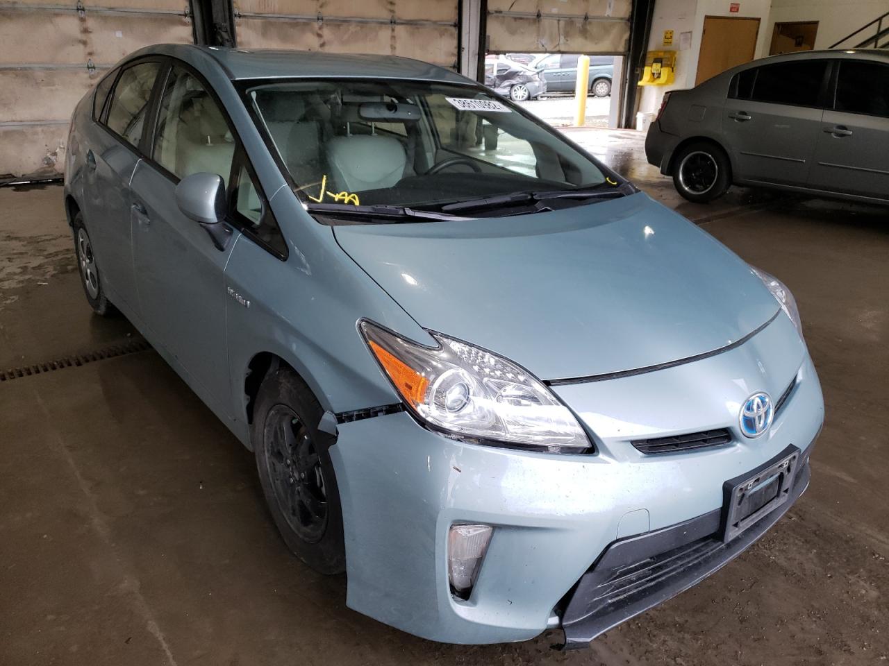 TOYOTA PRIUS 2014 with VIN JTDKN3DU3E1746761 - Photo from auction