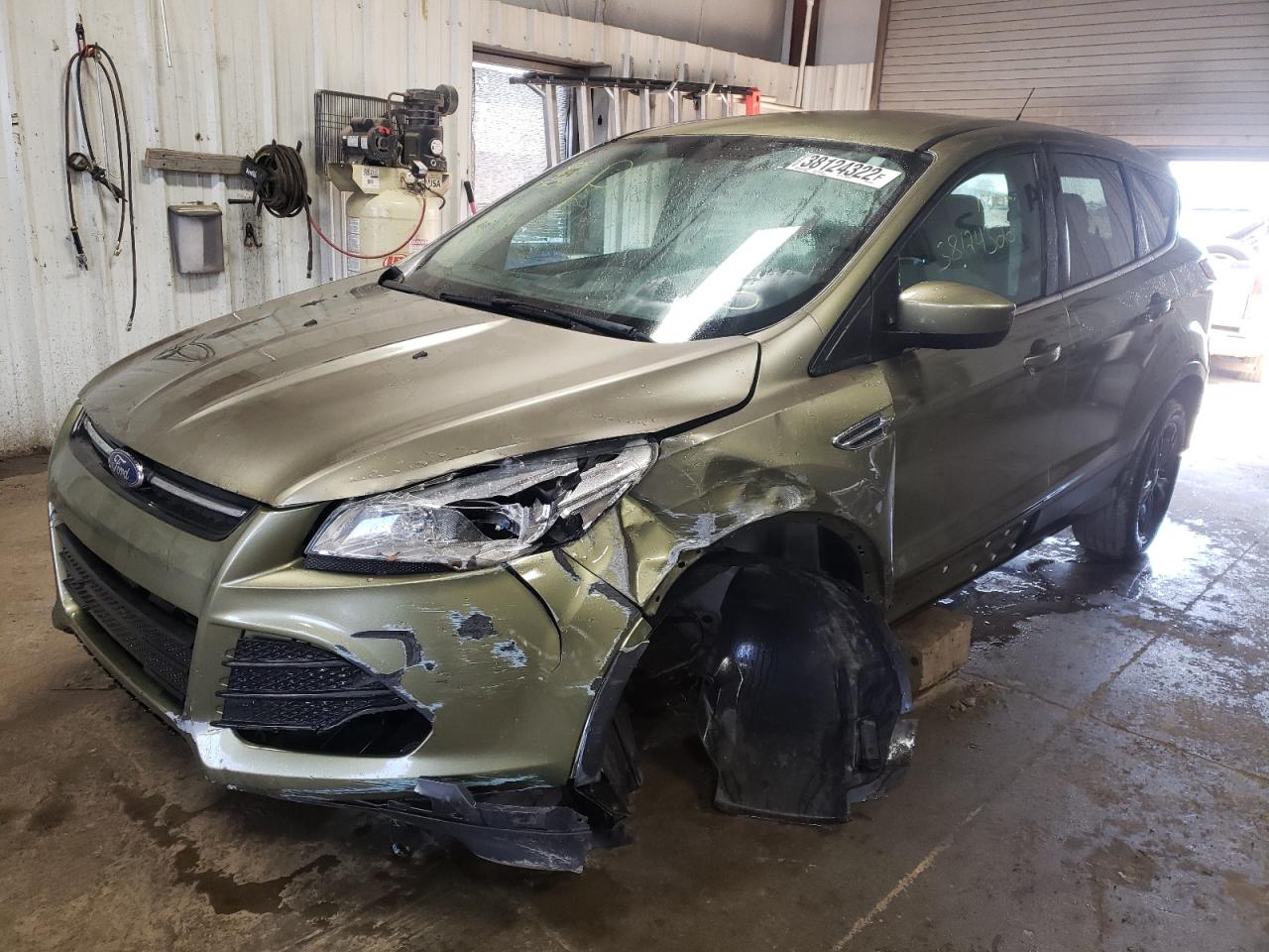 Photo 2 from auction – 2013 FORD ESCAPE SE with VIN 1FMCU0GXXDUD57328