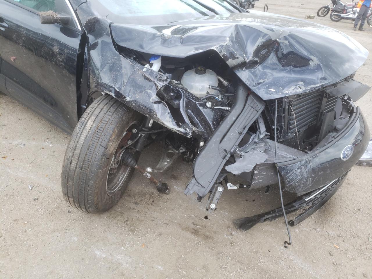 Photo 9 from auction – 2021 FORD ESCAPE SE with VIN 1FMCU0G63MUA23259