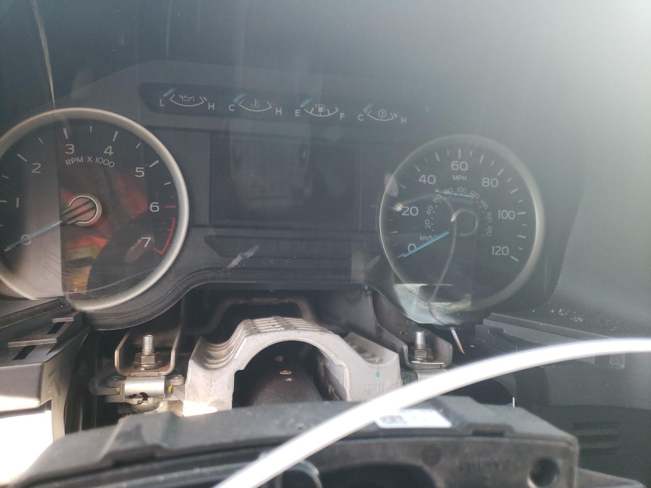 Photo 8 from auction – 2015 FORD F150 SUPER with VIN 1FTFX1EG8FKE16392