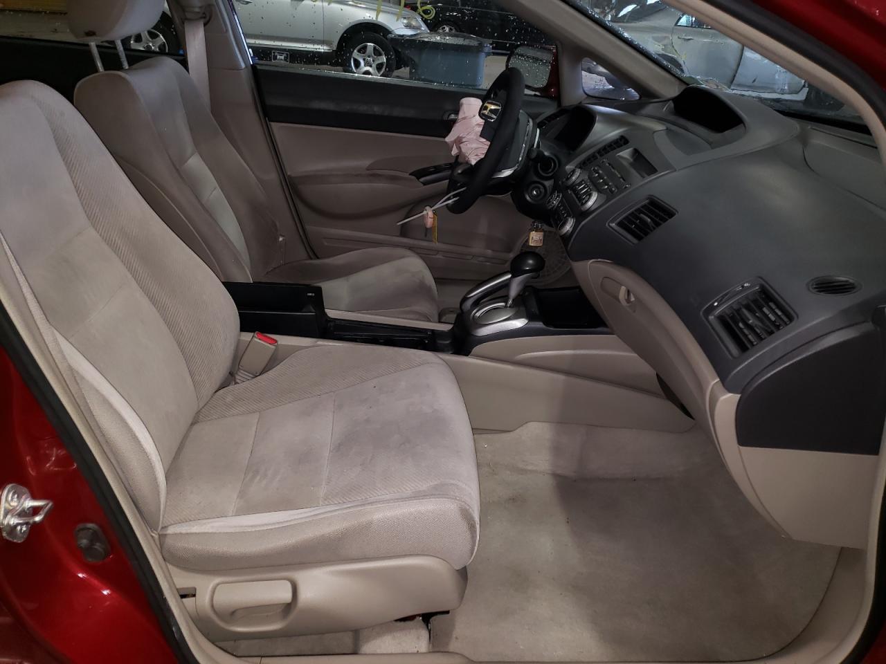 Photo 5 from auction – 2011 HONDA CIVIC LX with VIN 2HGFA1F50BH549875