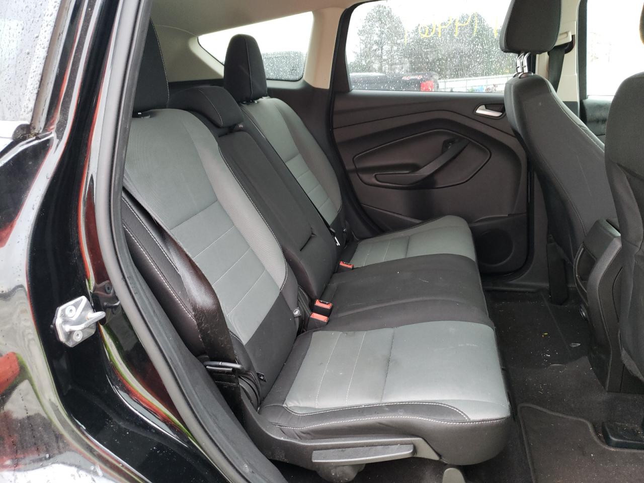 Zdjęcie 6 z aukcji – 2016 FORD ESCAPE SE z VIN 1FMCU0GX2GUA30443