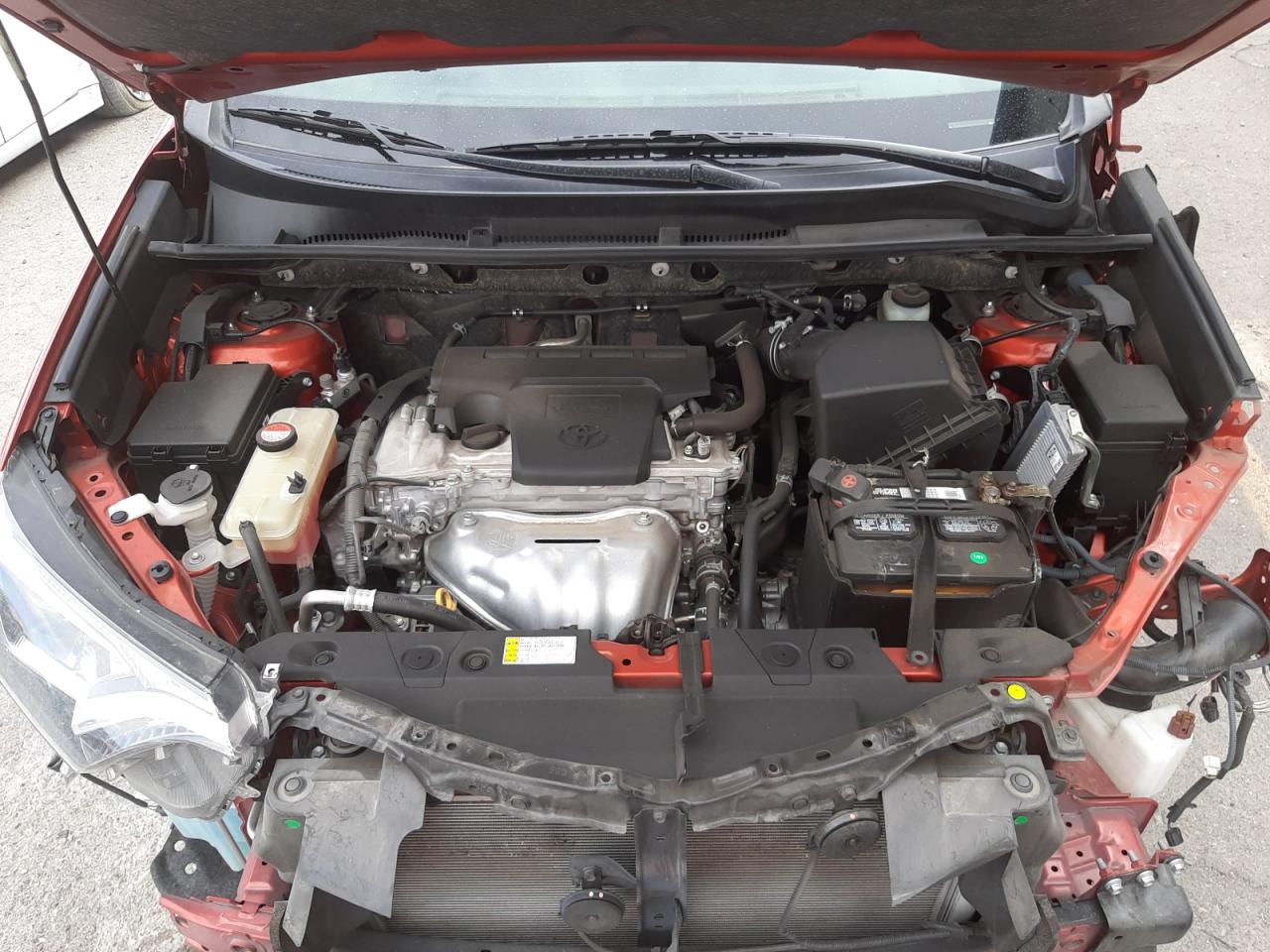 Photo 7 from auction – 2016 TOYOTA RAV4 LE with VIN JTMZFREV8GJ073250