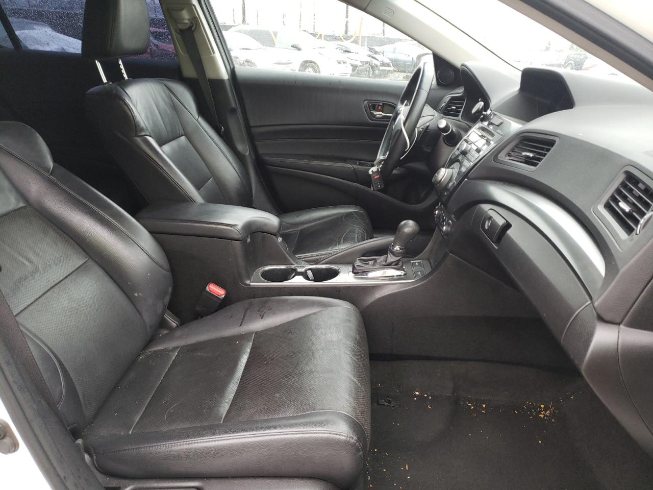 Photo 5 from auction – 2013 ACURA ILX 20 TEC with VIN 19VDE1F75DE013846