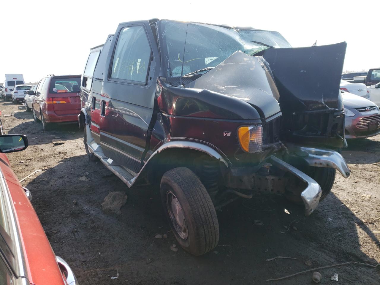 FORD ECONOLINE 2002 مع رقم تعريف المركبة 1FDRE14W92HA49307 - صورة من المزاد
