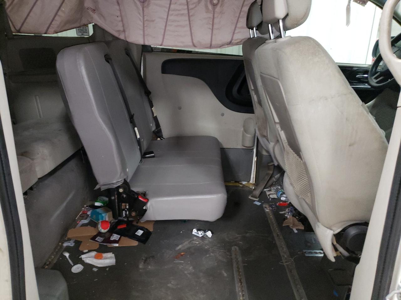Photo 6 from auction – 2013 DODGE GRAND CARA with VIN 2C7WDGBG0DR651063