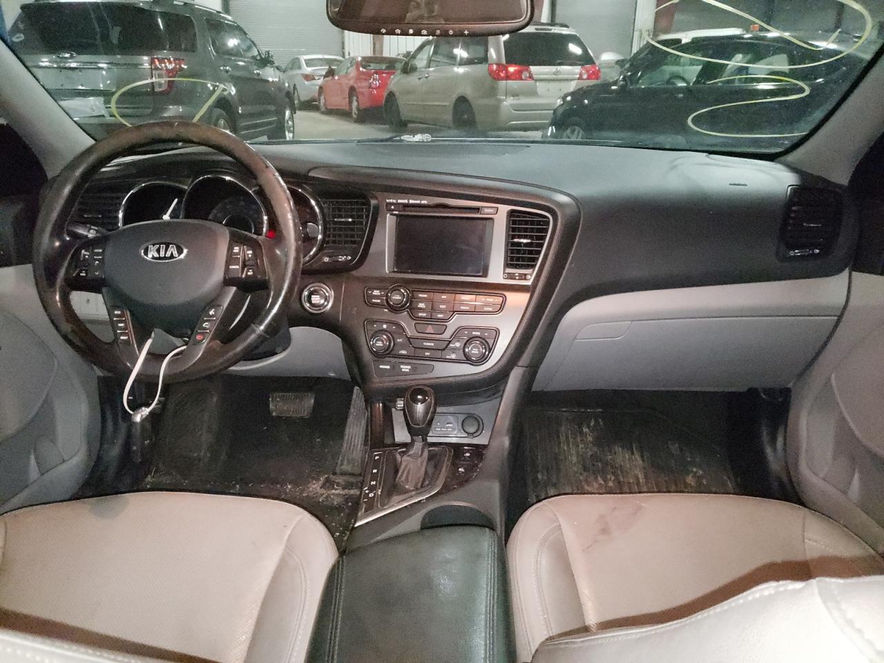 Photo 9 from auction – 2013 KIA OPTIMA EX with VIN 5XXGN4A78DG164524