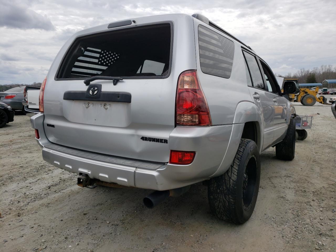Photo 4 from auction – 2005 TOYOTA 4RUNNER SR with VIN JTEZU14R658030800