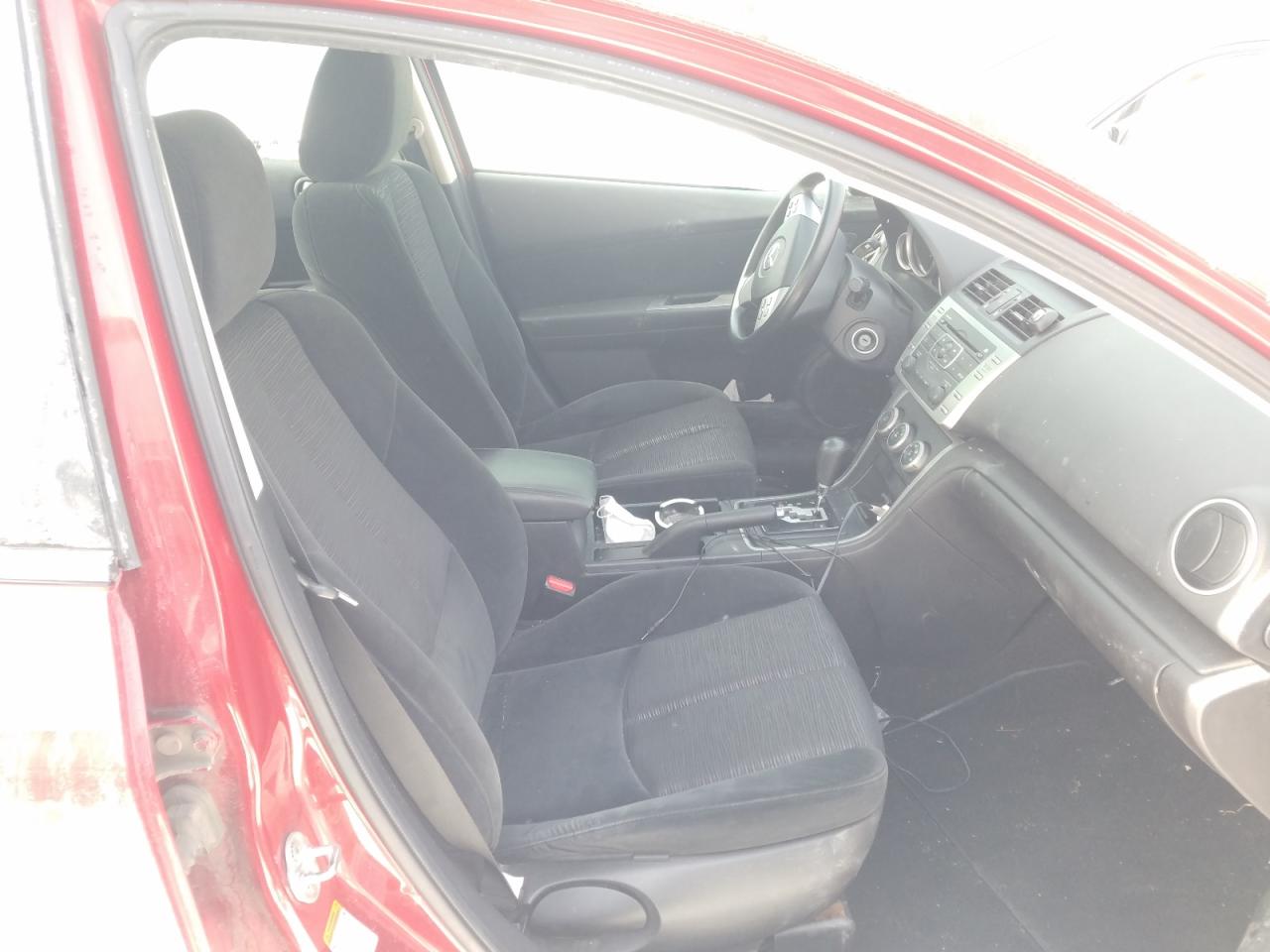 Photo 5 from auction – 2010 MAZDA 6 I with VIN 1YVHZ8BH9A5M37701