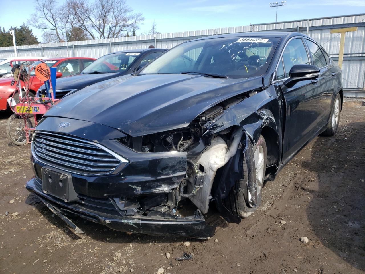 Photo 2 from auction – 2018 FORD FUSION SE with VIN 3FA6P0HD3JR220902