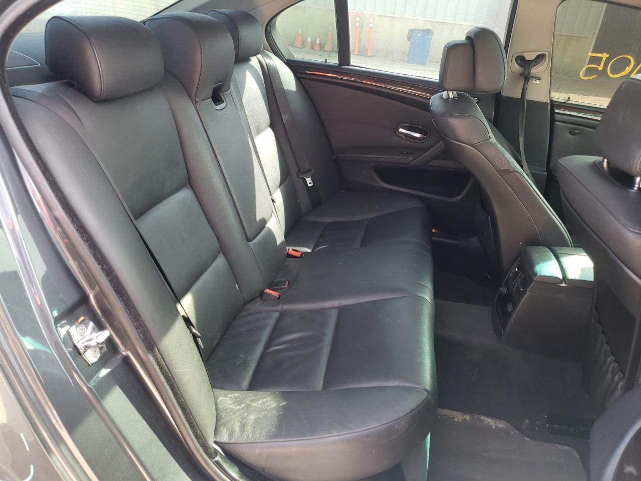 Photo 6 from auction – 2009 BMW 528 I with VIN WBANU53549C117913