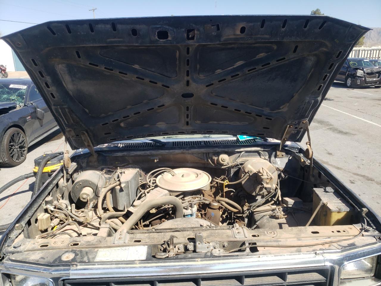 Photo 7 from auction – 1981 FORD F100 with VIN 1FTCF10F0BPA66600