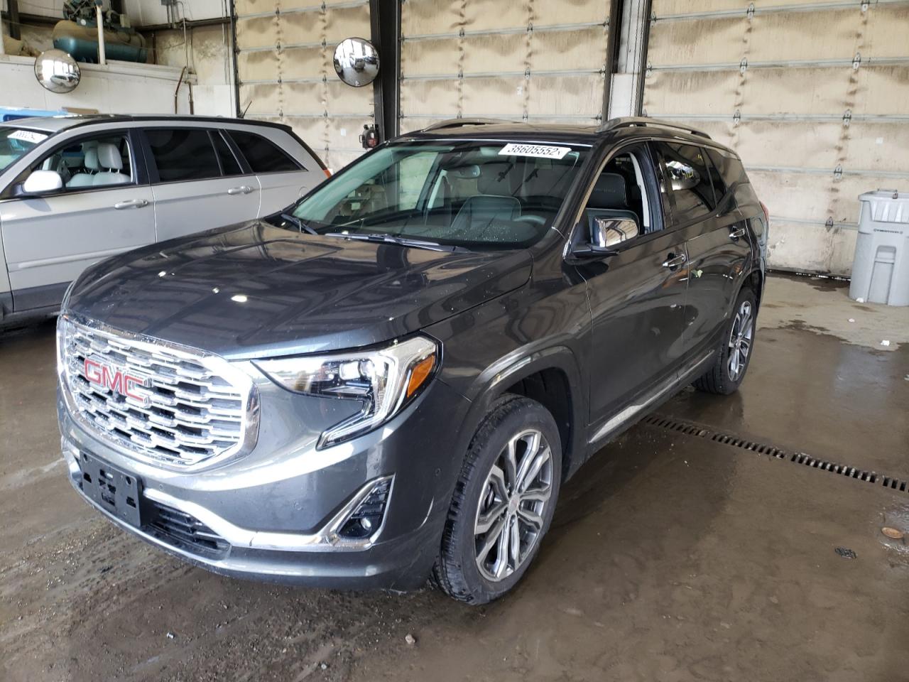 Photo 2 from auction – 2019 GMC TERRAIN DE with VIN 3GKALXEX0KL380073