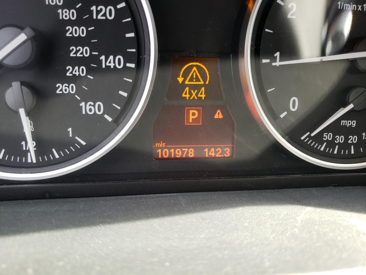 Photo 8 from auction – 2010 BMW 528 XI with VIN WBANV1C5XAC158539