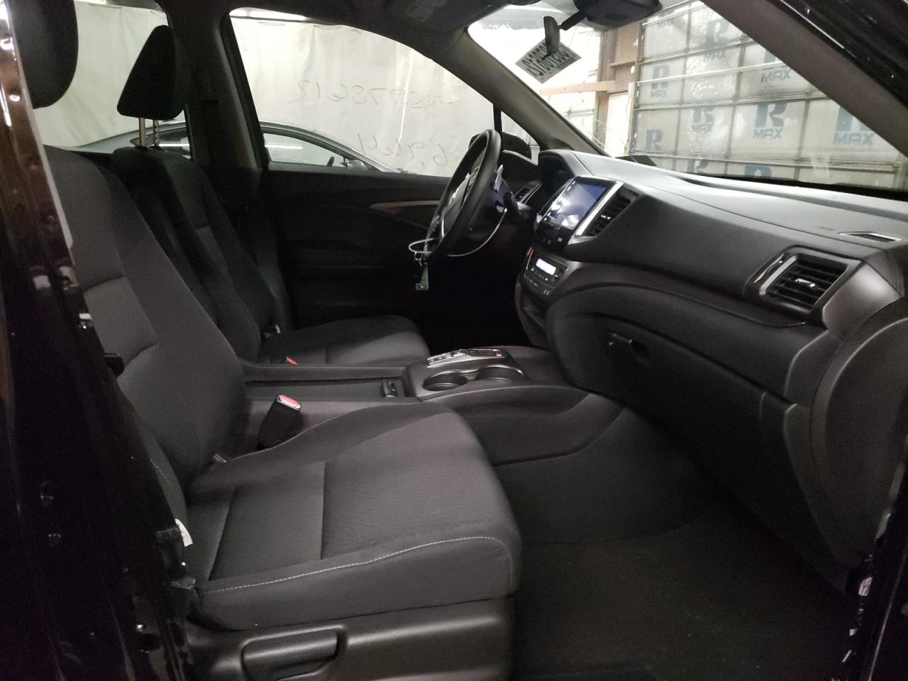 Photo 5 from auction – 2020 HONDA RIDGELINE with VIN 5FPYK3F17LB030706
