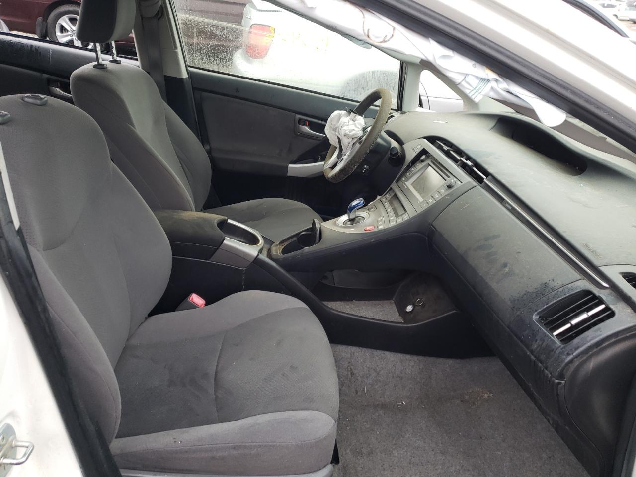Photo 5 from auction – 2013 TOYOTA PRIUS with VIN JTDKN3DU9D5558110