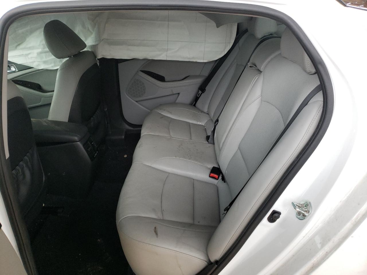 Foto 6 de la subasta – 2014 KIA OPTIMA EX con VIN 5XXGN4A75FG420833