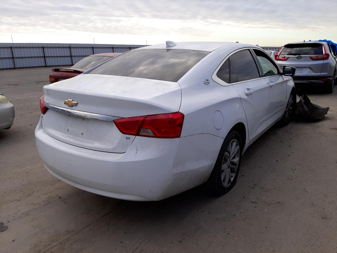 Photo 4 from auction – 2017 CHEVROLET IMPALA LT with VIN 2G1105S32H9138352
