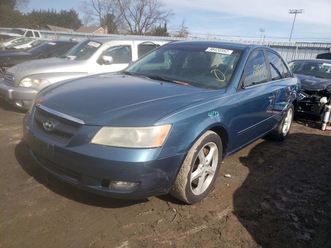 Photo 2 from auction – 2007 HYUNDAI SONATA SE with VIN 5NPEU46F27H183945