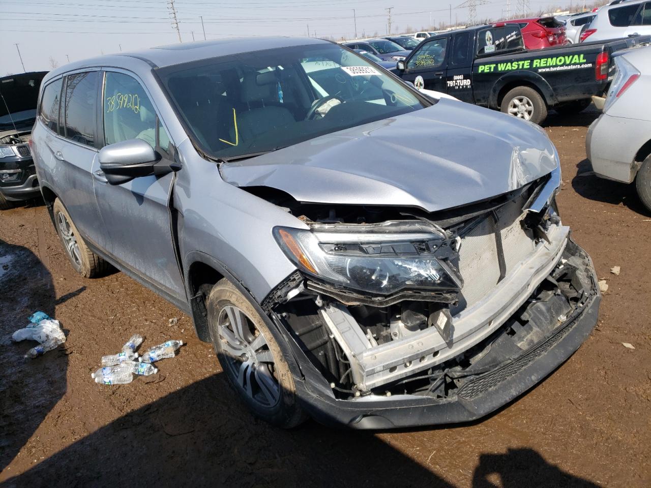HONDA PILOT EXL 2017 with VIN 5FNYF6H54HB019779 - Photo from auction