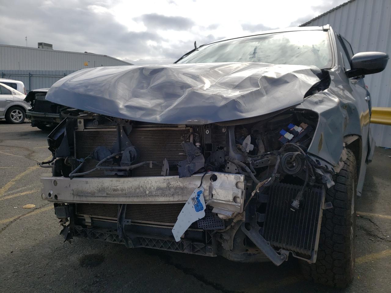 Photo 9 from auction – 2018 NISSAN PATHFINDER with VIN 5N1DR2MM9JC633253