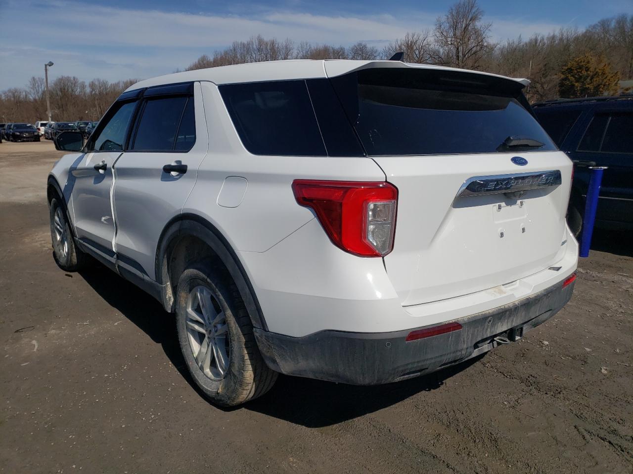 Photo 3 from auction – 2022 FORD EXPLORER with VIN 1FMSK8BH1NGA06890