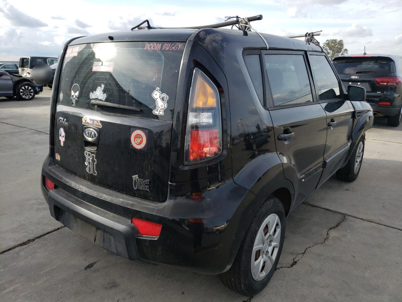 Photo 4 from auction – 2011 KIA SOUL with VIN KNDJT2A10B7311341