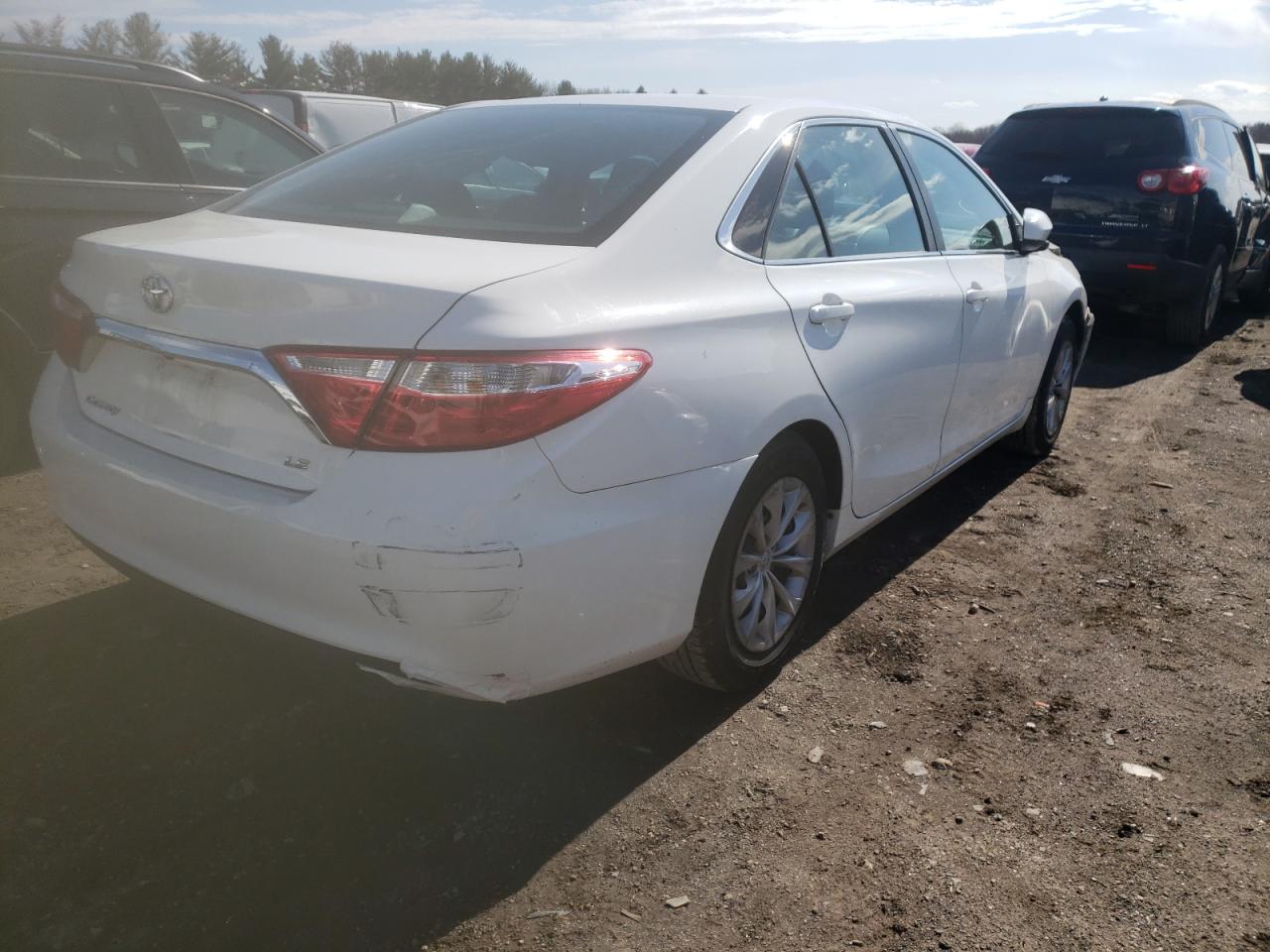 Photo 4 from auction – 2016 TOYOTA CAMRY LE with VIN 4T4BF1FK6GR545341